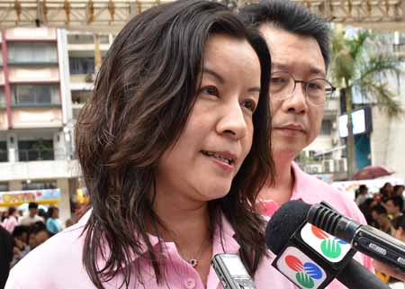 黄艳梅:已定指引配合执法